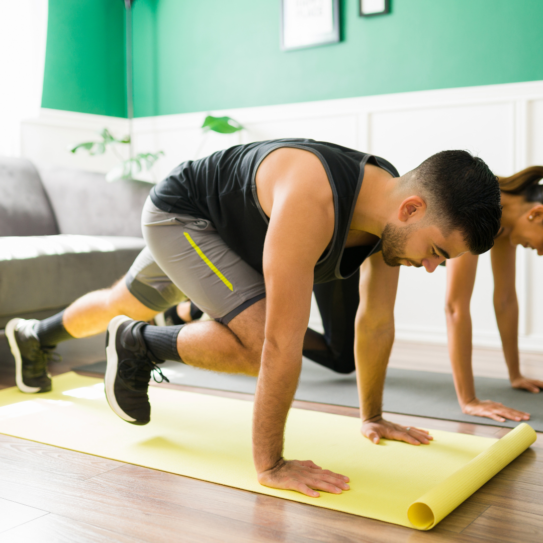 Rutina HIIT de 15 minutos en casa: sin máquinas